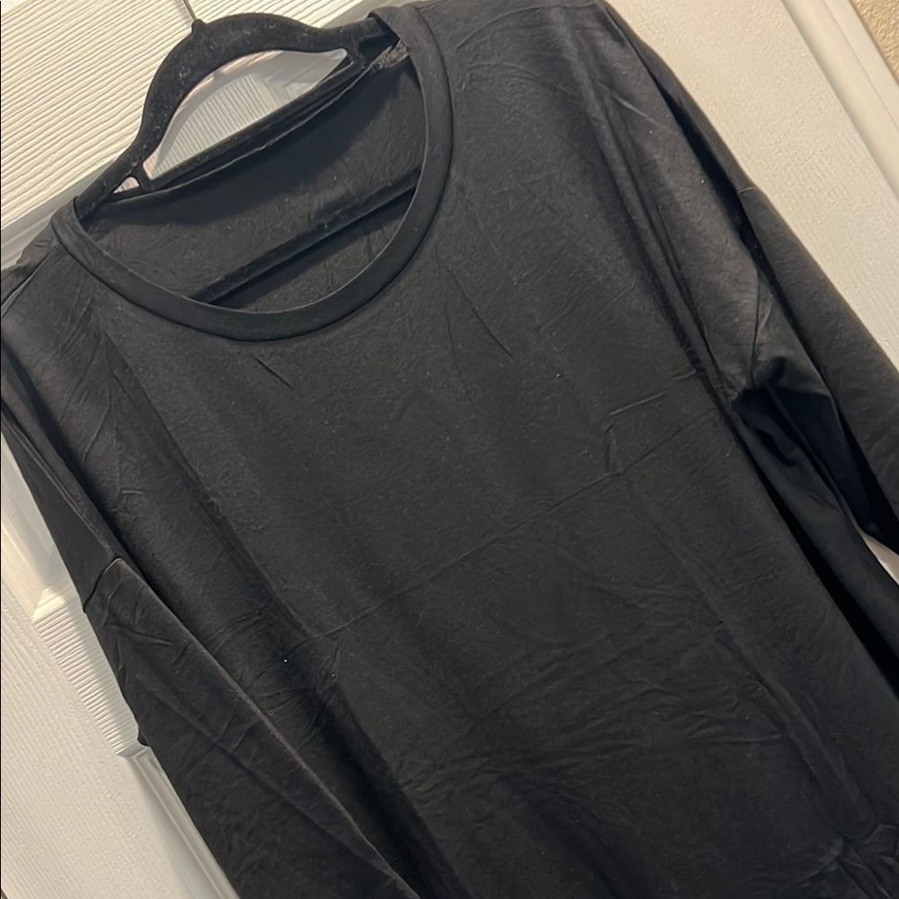 Classic Black Women's Top XL - Picture 4 of 5